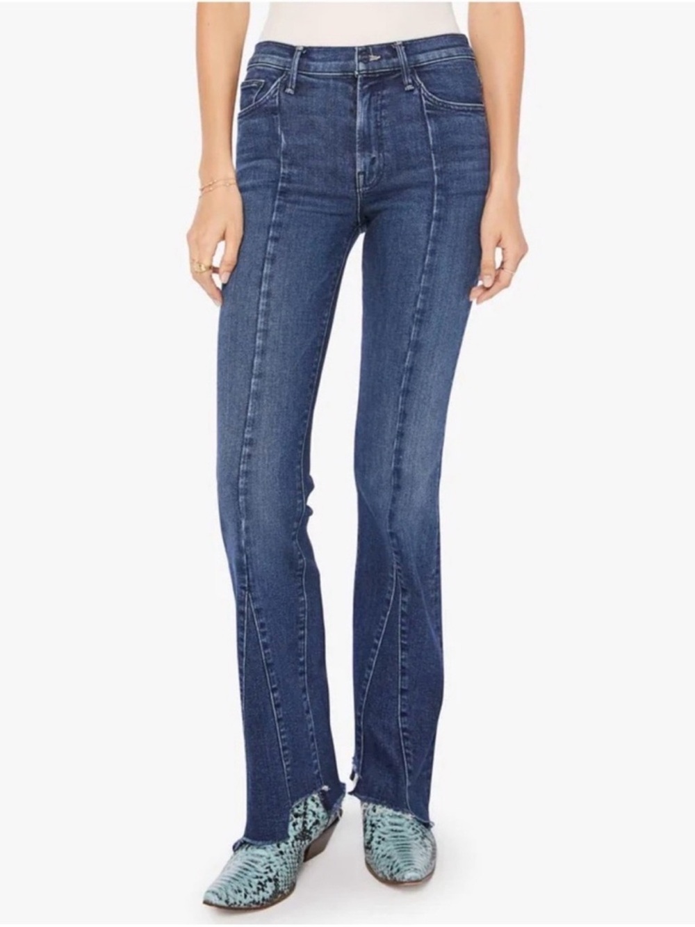MOTHER Denim Insider Skimp Pointy Fray jeans in a distressed blue wash size 27